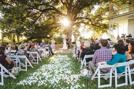 ¿casarte con tu perro? esta boda te va a dar muchas ideas!