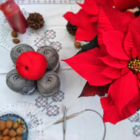 Un cuello de lana con media madeja.Patrón gratuito Un cuello de lana con media madeja.Patrón gratuito