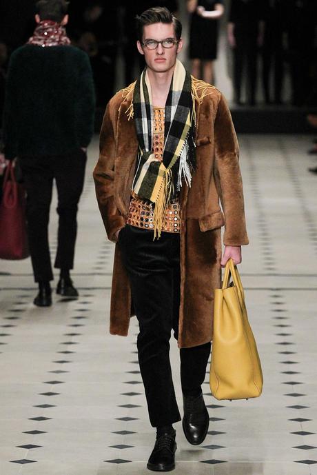 Burberry_Prorsum_fall_winter_2015_glamour_narcotico_lifestyle_and_fashion_blogger (39)