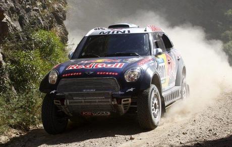 Al Attiyah triunfó en la 11° etapa y acaricia el título en el Dakar 2015 Al Attiyah triunfó en la 11° etapa y acaricia el título en el Dakar 2015