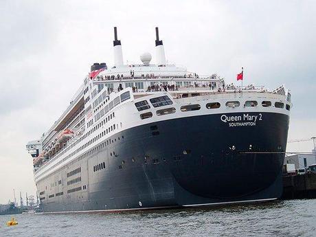 Turismo de gran lujo: El transatlántico Queen Mary 2.