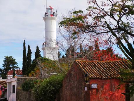 Colonia del Sacramento, piedra y color