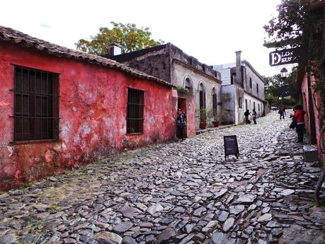 Colonia del Sacramento, piedra y color