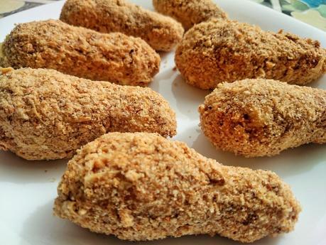 Muslitos o jamoncitos de pollo veganos (de yuba) con salsa especial Vegspiration Muslitos o jamoncitos de pollo veganos (de yuba) con salsa especial Vegspiration