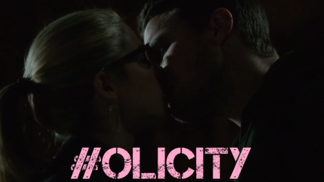 El beso entre Oliver y Felicity que no vimos en ‘Arrow’. CW-Arrow-Season-2-Finale-Olicity-Kiss