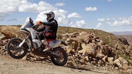 Toby Price se quedó con la anteúltima etapa del Dakar en motos