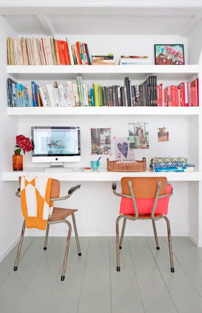 UN POCO DE COLOR PARA UN DÍA DE LLUVIA UN POCO DE COLOR PARA UN DÍA DE LLUVIA