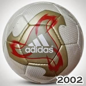 Balones Históricos de los Mundiales de Fútbol balon del mundial corea 2002