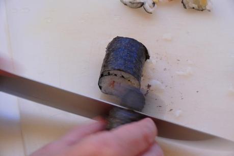 Maki sushi en casa , receta fácil maki sushi corte