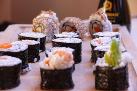Maki sushi en casa , receta fácil presentar sushi