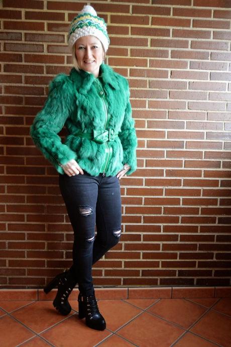 Gorro con pompón. Gorro con pompón.