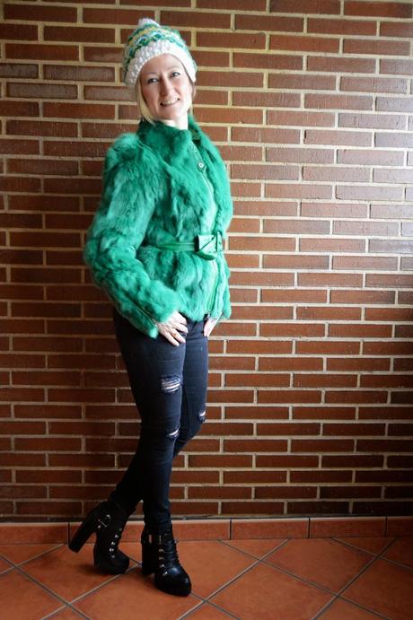 Gorro con pompón. Gorro con pompón.