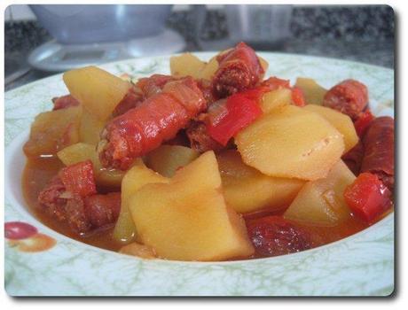 Guiso de txistorra y patatas recetasbellas-guiso-txistorra-20ene2015-39