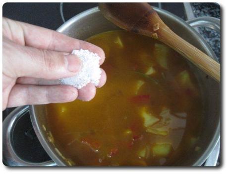 Guiso de txistorra y patatas recetasbellas-guiso-txistorra-20ene2015-29