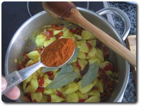 Guiso de txistorra y patatas recetasbellas-guiso-txistorra-20ene2015-24