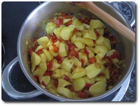 Guiso de txistorra y patatas recetasbellas-guiso-txistorra-20ene2015-21