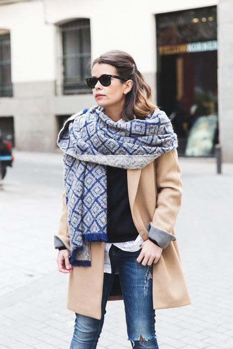 Camel_Coat-Blue_Sweater_Plaid_Shirt-Maxi_Scarf-Outfit-Blue_Boots-Outfit-Street_Style-Collage_Vintage-8