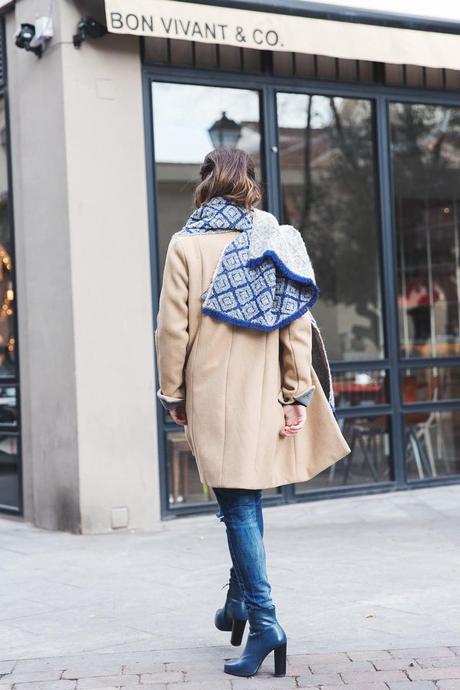 Camel_Coat-Blue_Sweater_Plaid_Shirt-Maxi_Scarf-Outfit-Blue_Boots-Outfit-Street_Style-Collage_Vintage-30