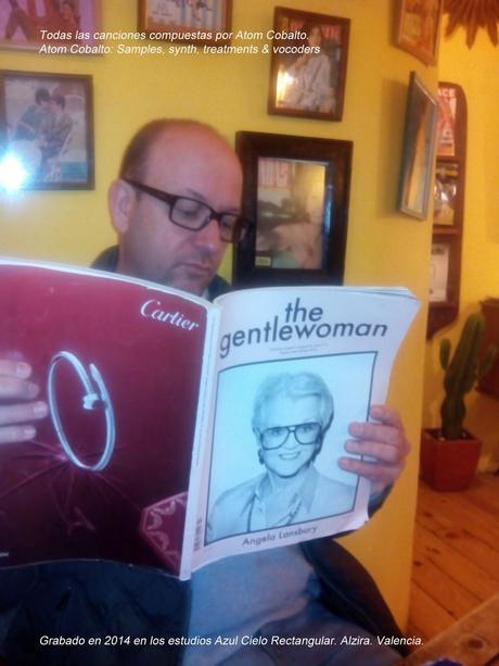 THE OUTER SPACE - ESCAPE POD 2014 ( 2 CD ) THE OUTER SPACE - ESCAPE POD 2014 ( 2 CD )