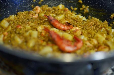 Arroz con sepia y gambitas