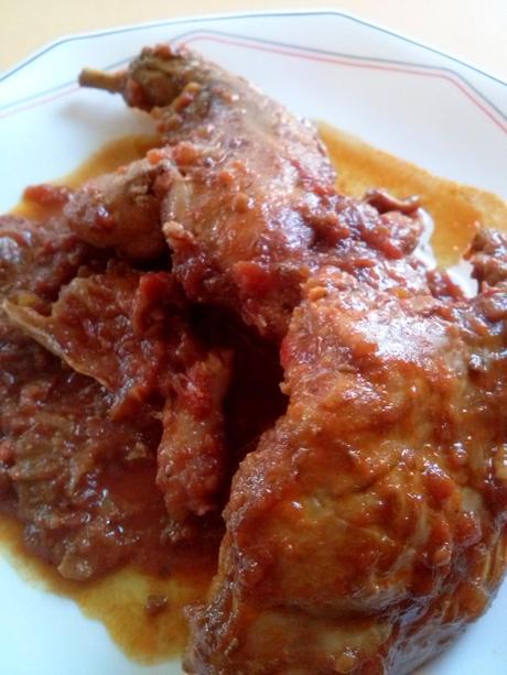 Conejo al Vino Tinto Conejo al Vino Tinto