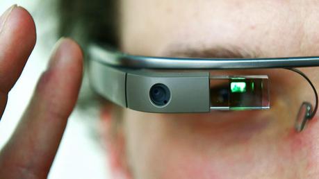 Google Glass podría reducir su campo de visión