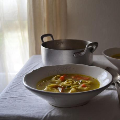 MINESTRONE CON TORTELLINI DE TERNERA MINESTRONE CON TORTELLINI DE TERNERA