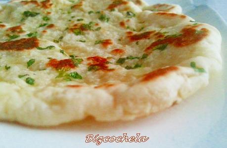 PAN INDIO: NAAN DE AJO