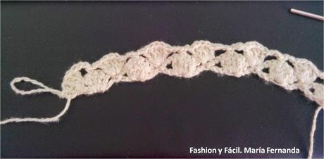 Cartera tejida con argollas y canutillo. (A crocheted purse with rings and beads) Cartera tejida con argollas y canutillo. (A crocheted purse with rings and beads)