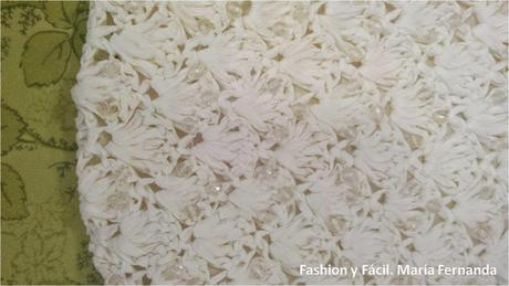 Cartera tejida con argollas y canutillo. (A crocheted purse with rings and beads) Cartera tejida con argollas y canutillo. (A crocheted purse with rings and beads)