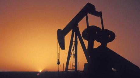 Petróleo Texas abre en baja; barril 45,49 dólares.