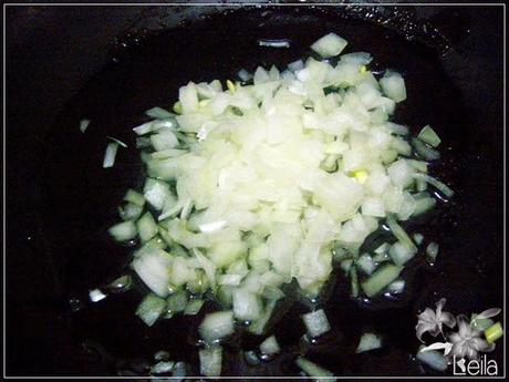 Pimientos del piquillo rellenos de fideos chinos Pimientos del piquillo rellenos de fideos chinos