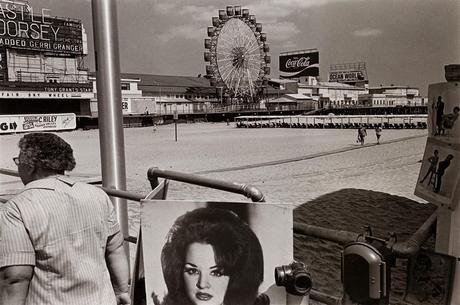 La fotografía urbana de Lee Friedlander