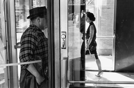 La fotografía urbana de Lee Friedlander