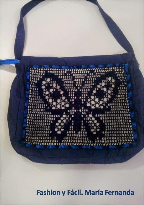 Una bolsa y una mariposa en filet corchet o punto red (A bag and a buterfly. Filet crochet)