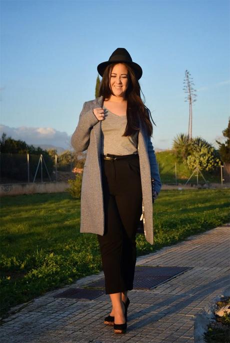 Gray tones with black Gray tones with black