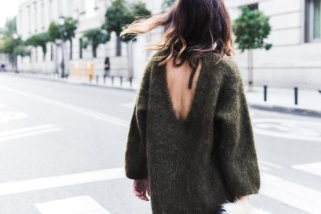 Open_back_Sweater-Khaki-Outfit-Street_Style-Collage_Vintage-Fur_Clutch-70