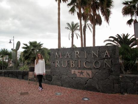 Jersey oversize y ripped jeans Jersey oversize y ripped jeans