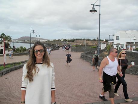 Jersey oversize y ripped jeans Jersey oversize y ripped jeans