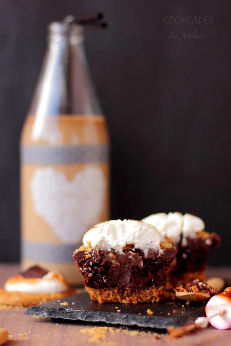 S'MORES CUPCAKES S'MORES CUPCAKES