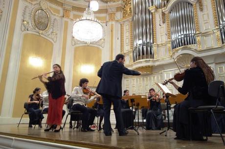 Con gran ovación de público se presentó la Orquesta Sinfónica de la Universid ad de las Artes en el evento de música clásica “Semana de Mozart” en Salzburgo