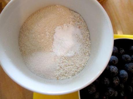 Magdalenas integrales de arándanos y chocolate magdalenas-integrales-de-arandanos-y-chocolate-