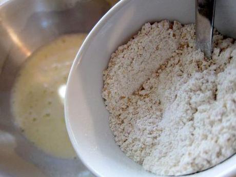 Magdalenas integrales de arándanos y chocolate magdalenas-integrales-de-arandanos-y-chocolate-