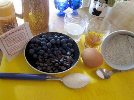 Magdalenas integrales de arándanos y chocolate magdalenas-integrales-de-arandanos-y-chocolate-