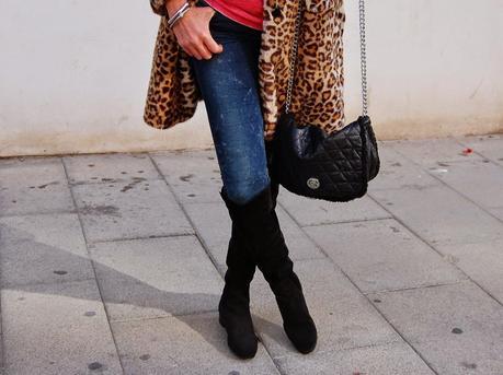 uNA cOCA-cOLA y uNA sONRISA¡¡ #nOUNIFORMES uNA cOCA-cOLA y uNA sONRISA¡¡ #nOUNIFORMES