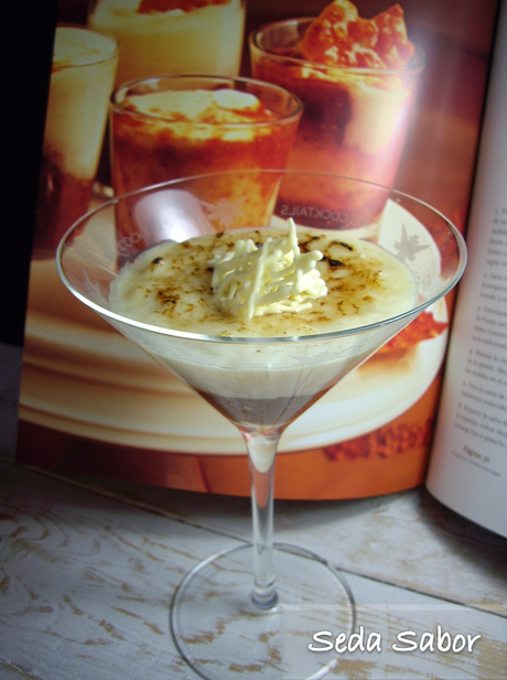 Arroz con leche y chocolate blanco, con paté de canela