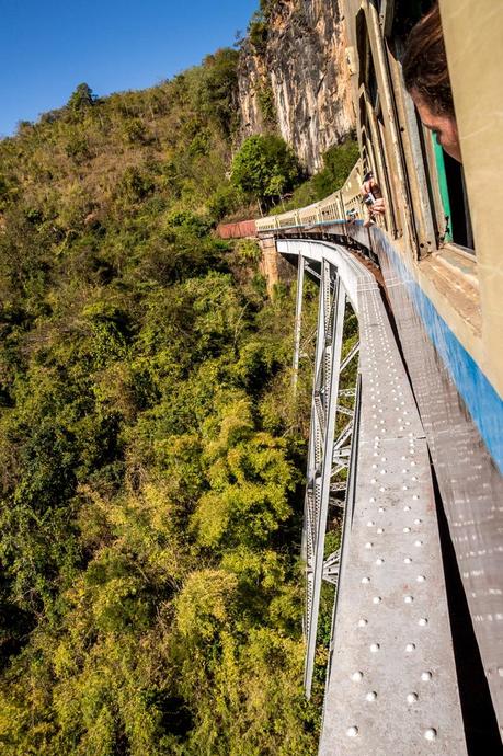 Esto está muy alto! Viaducto de Gokteik Esto está muy alto! Viaducto de Gokteik