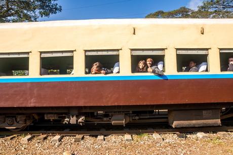 Pasajeros al tren! Pasajeros al tren!