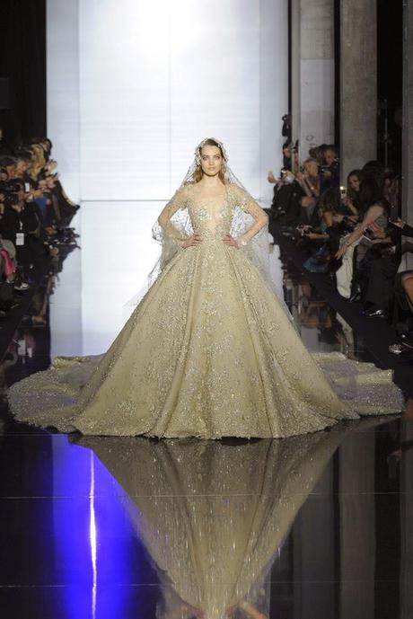 Los vestidos de Alta Costura de Zuhair Murad brillan como nunca en la Pasarela de París