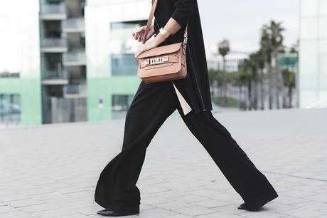 MANGO SPRING-SUMMER 080_Mango_Spring_Summer-Palazzo_Trouusers-Trench_Coat-TOtal_Black-Outfit-Collage_Vintage-Street_style-42